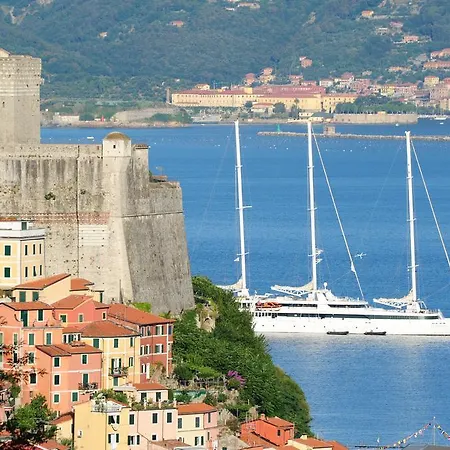 Hotel Italia 3*