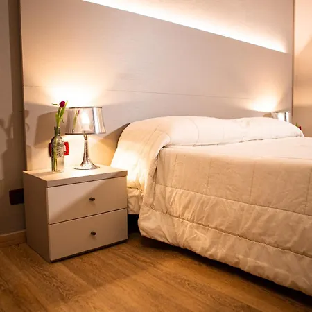 Hotel Italia Di 3*