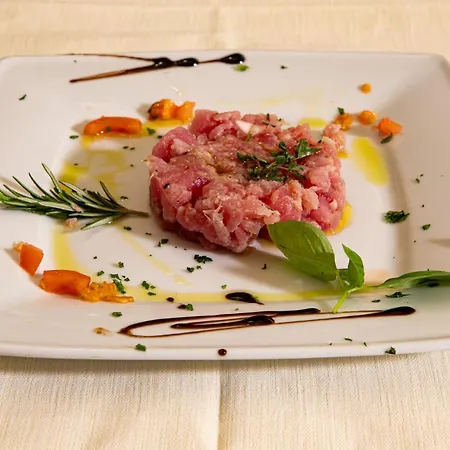Italia Отель Леричи