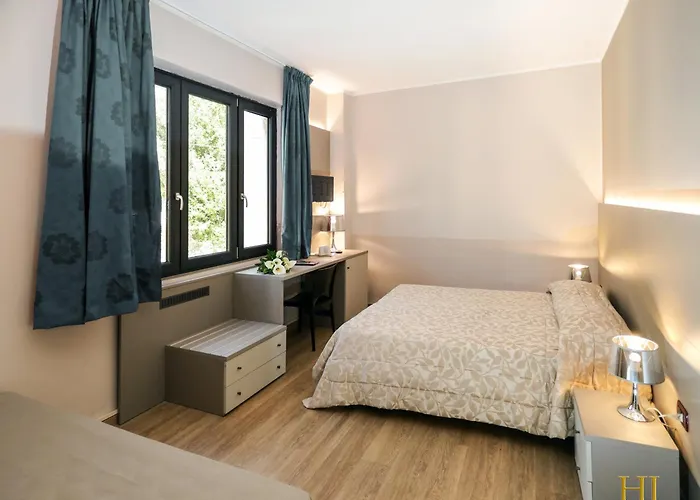 Otel Italia 3*